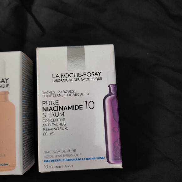 La Roche-Posay Pure Vitamin C10 and Niacinamide 10 Serum Set - Picture 3 of 5